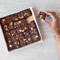 ⁦בראוניז שוקולד עשיר⁩ – תמונה ⁦4⁩