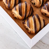 ⁦מגש קרואסון שוקולד⁩ – תמונה ⁦4⁩