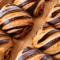 ⁦מגש קרואסון שוקולד⁩ – תמונה ⁦2⁩