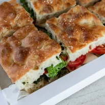 ⁦מגש כריכי פוקאצ'ה⁩ – תמונה ⁦3⁩