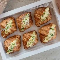 ⁦מגש קרואסון מקושקשת⁩ – תמונה ⁦3⁩