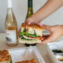 ⁦הרמת כוסית מלוחה במשרד- 15 איש⁩ – תמונה ⁦5⁩